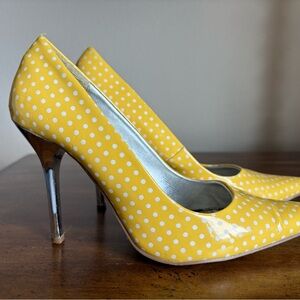 Delicious Yellow and White Polka Dot Heels